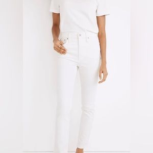 Madewell - “The Perfect Vintage Jean” in white